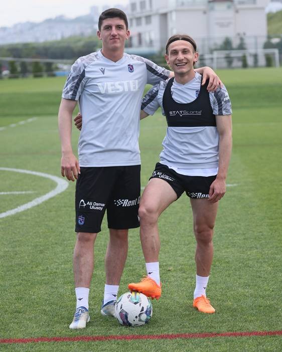 Trabzonspor, Bjelica ile ara vermedi! Alanyaspor maçı hazırlıkları başladı 35